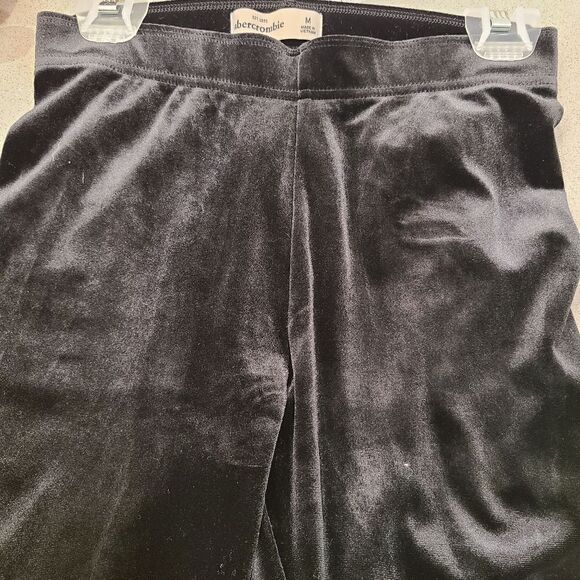 Abercrombie Girls velvet leggings size Medium - Picture 3 of 5